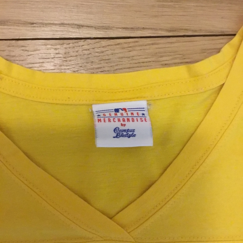 Women Genuine Merchandise Pirates T-shirt - Picture 2 of 2